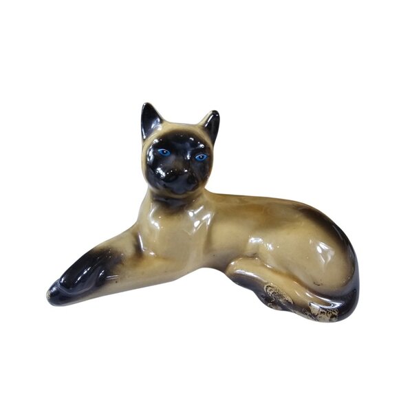 handcrafted collectibles Other - Vintage Handcrafted Collectible Ceramic Siamese Cat Figurine Reclining Brazil